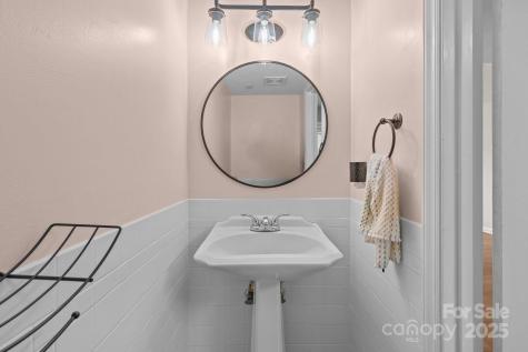 1300 Larchmont Place Salisbury NC 28147