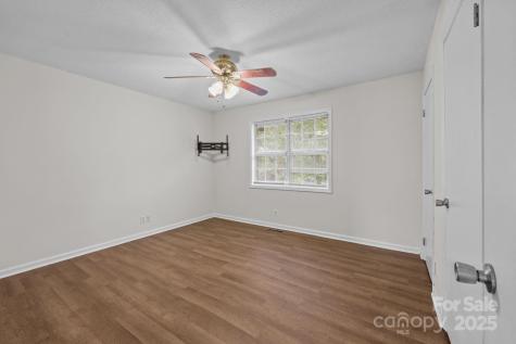 1300 Larchmont Place Salisbury NC 28147