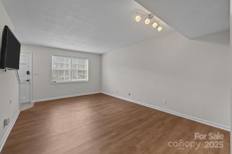 1300 Larchmont Place Salisbury NC 28147