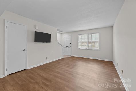 1300 Larchmont Place Salisbury NC 28147