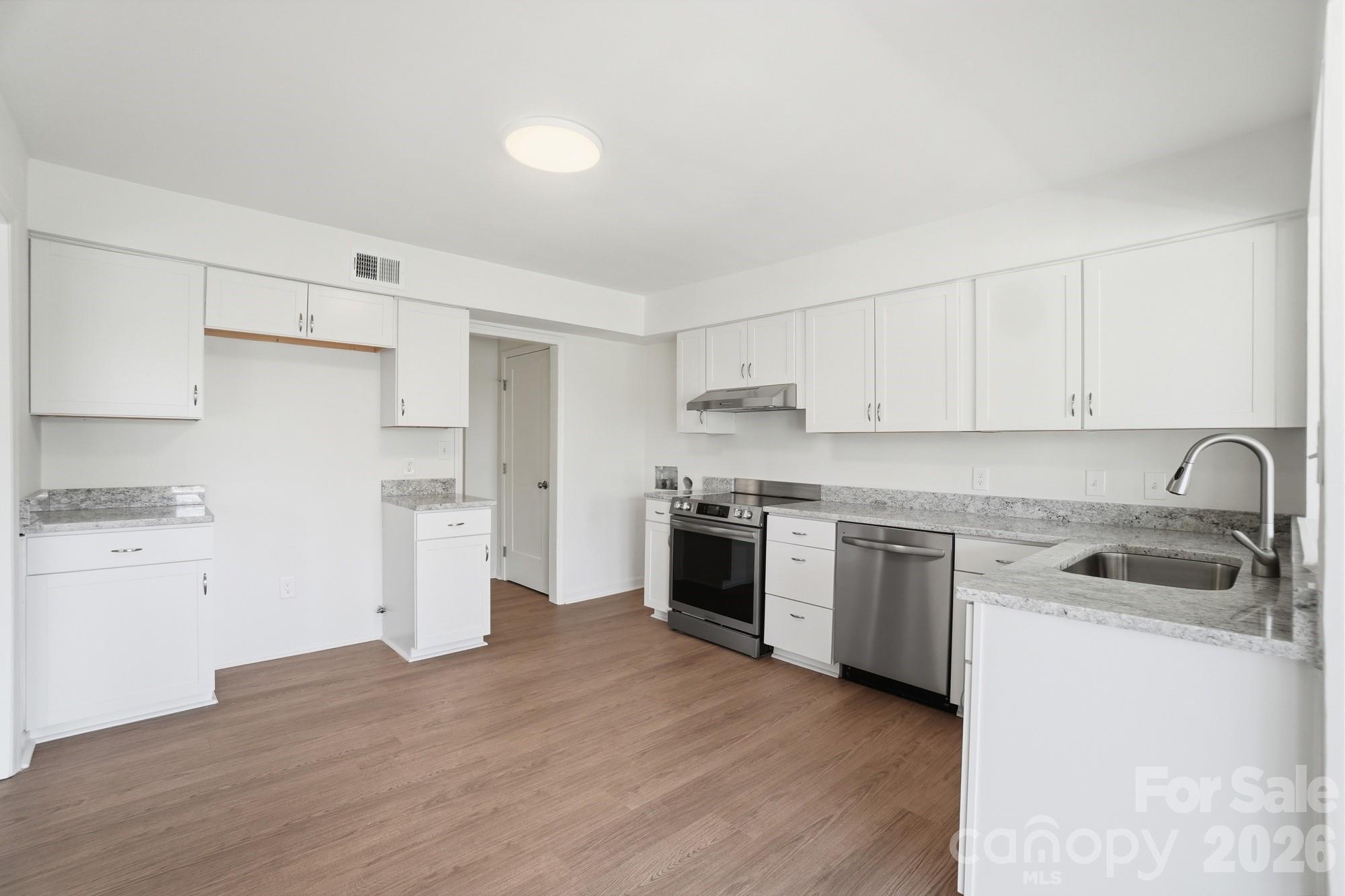 7027 Quail Hill Road Charlotte NC 28210