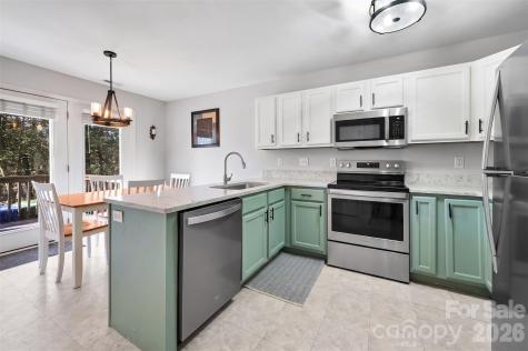 93 Stafford Court Fletcher NC 28732