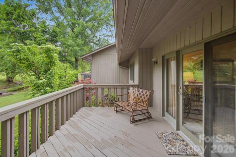 16 Clubside Drive Asheville NC 28804