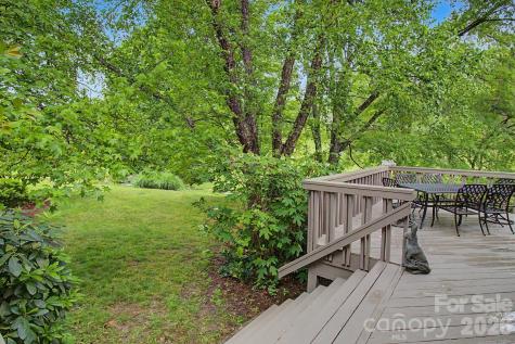 16 Clubside Drive Asheville NC 28804