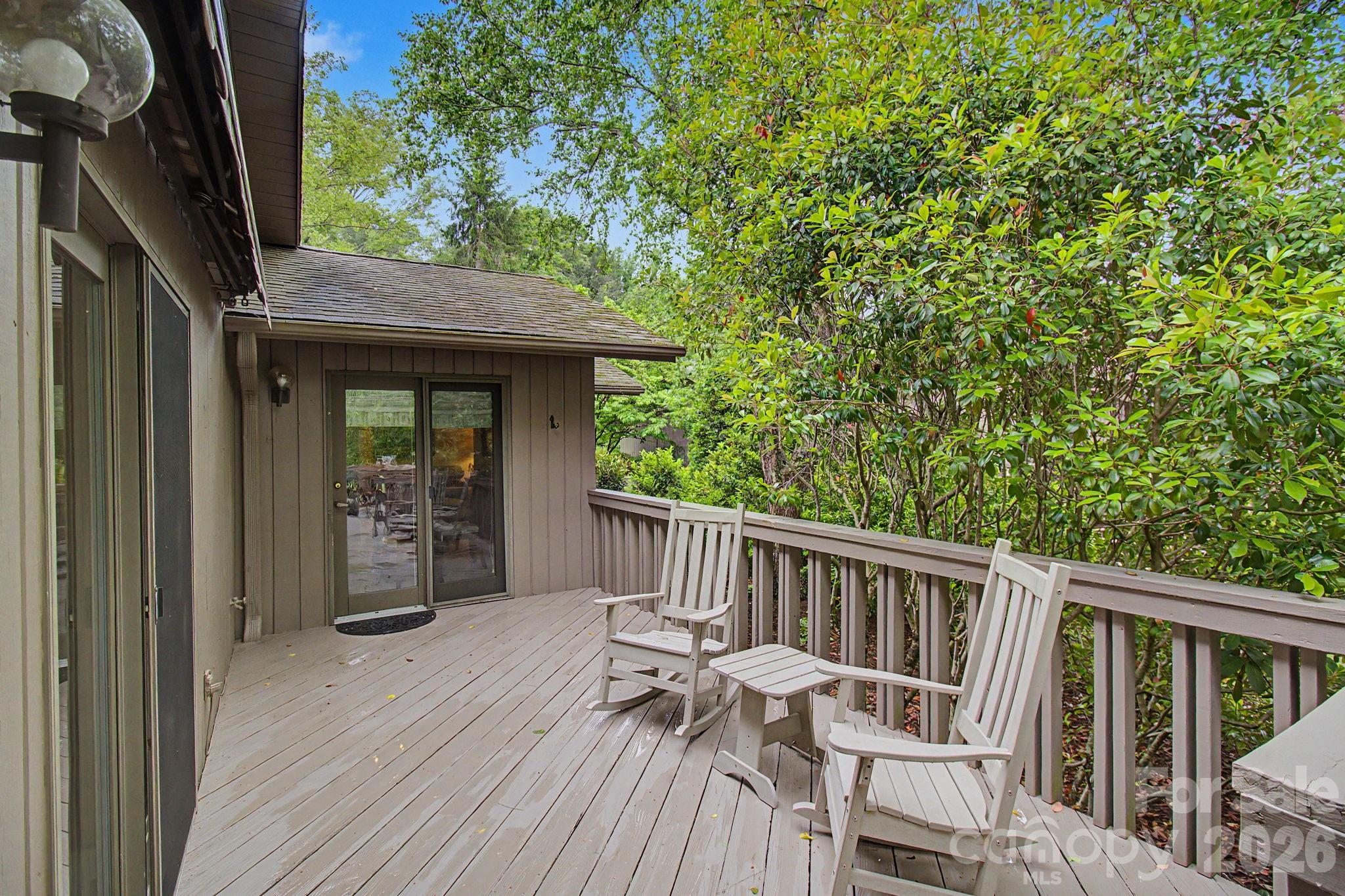 16 Clubside Drive Asheville NC 28804