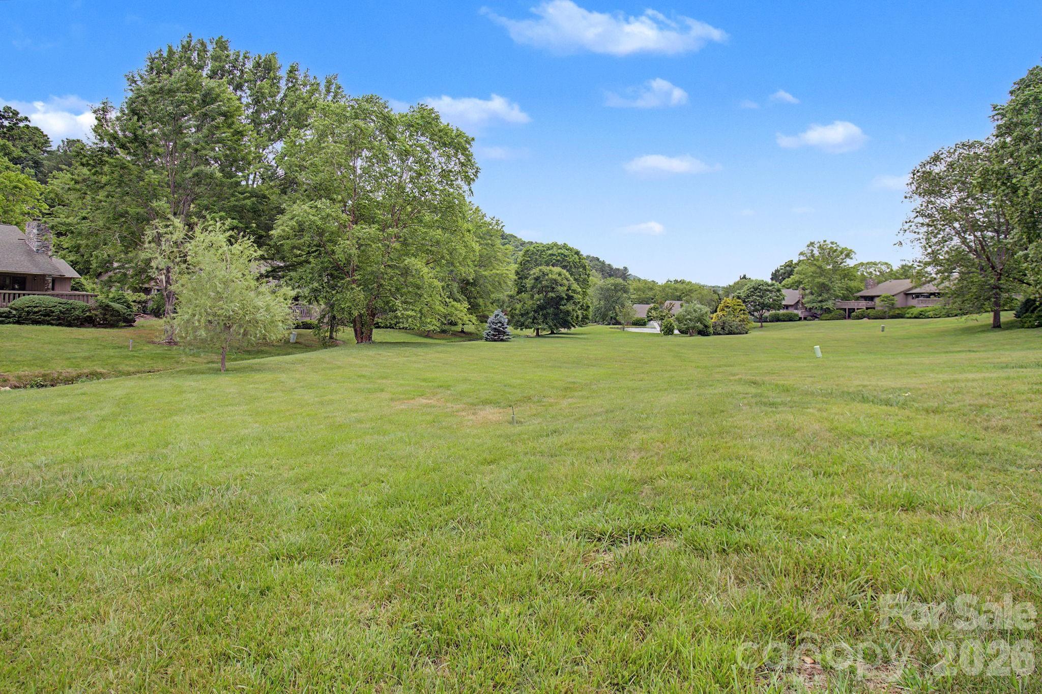 16 Clubside Drive Asheville NC 28804