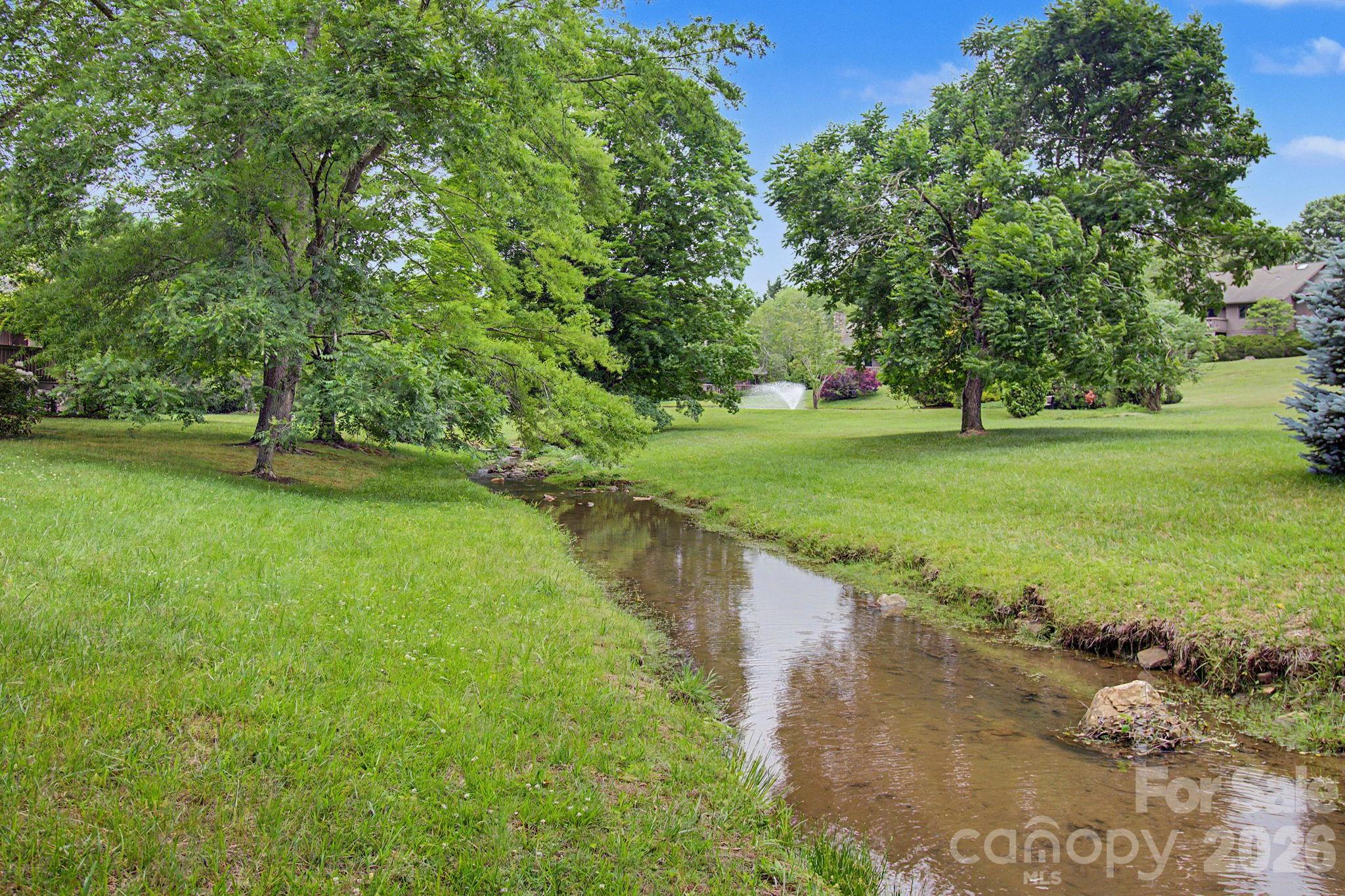 16 Clubside Drive Asheville NC 28804