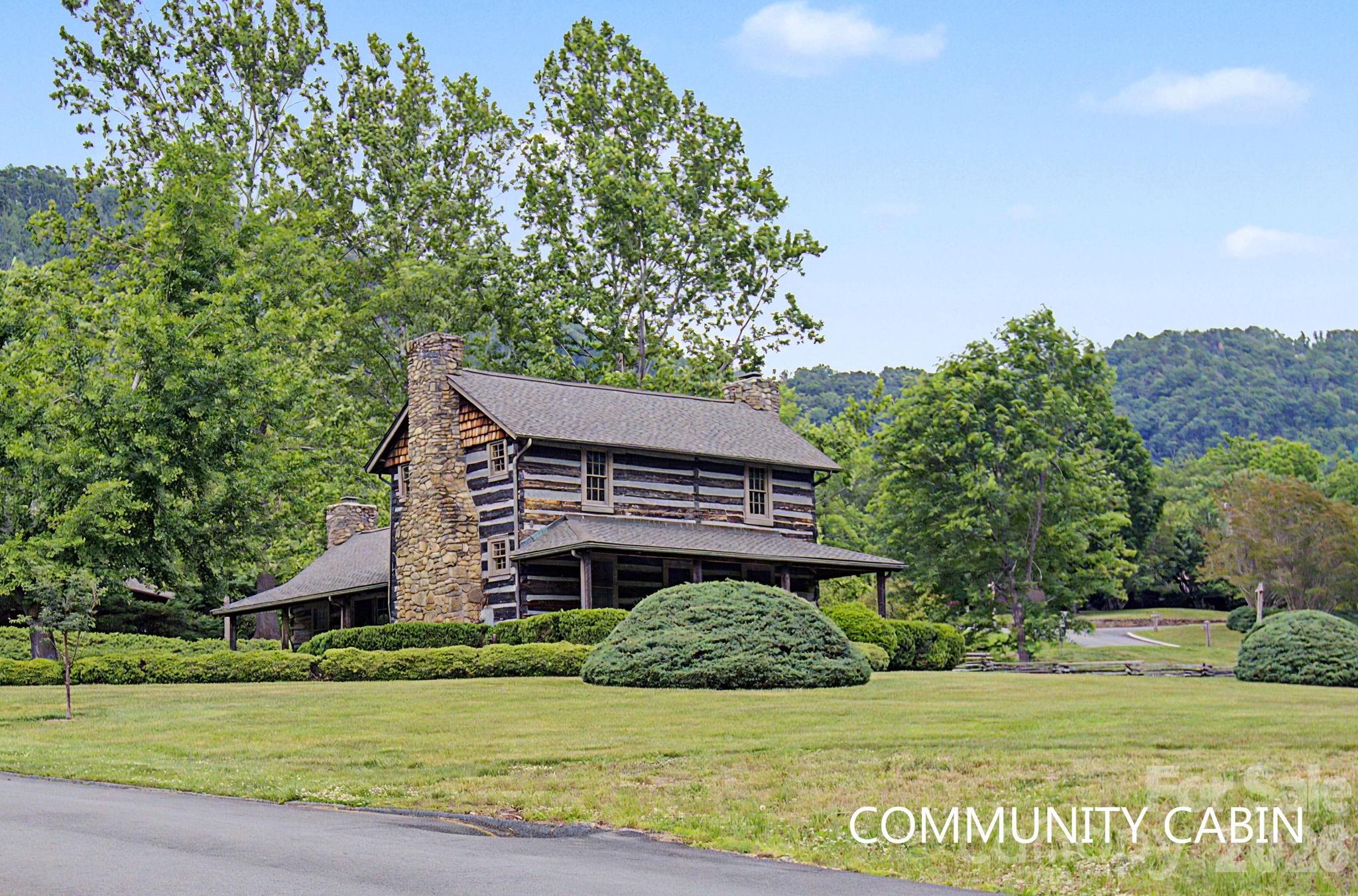 16 Clubside Drive Asheville NC 28804