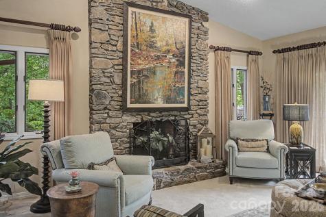 16 Clubside Drive Asheville NC 28804