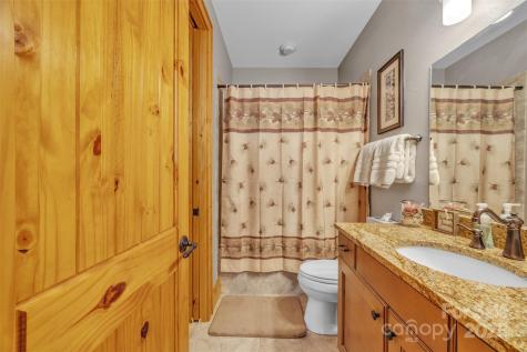 89 Springhouse Drive Elk Park NC 28622