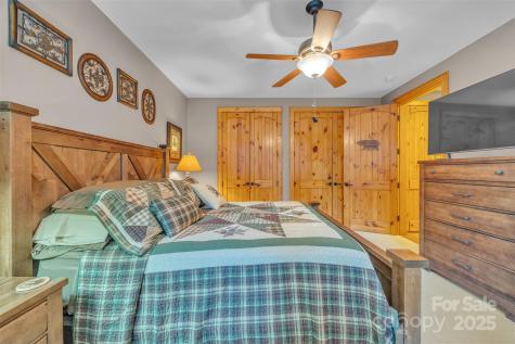 89 Springhouse Drive Elk Park NC 28622