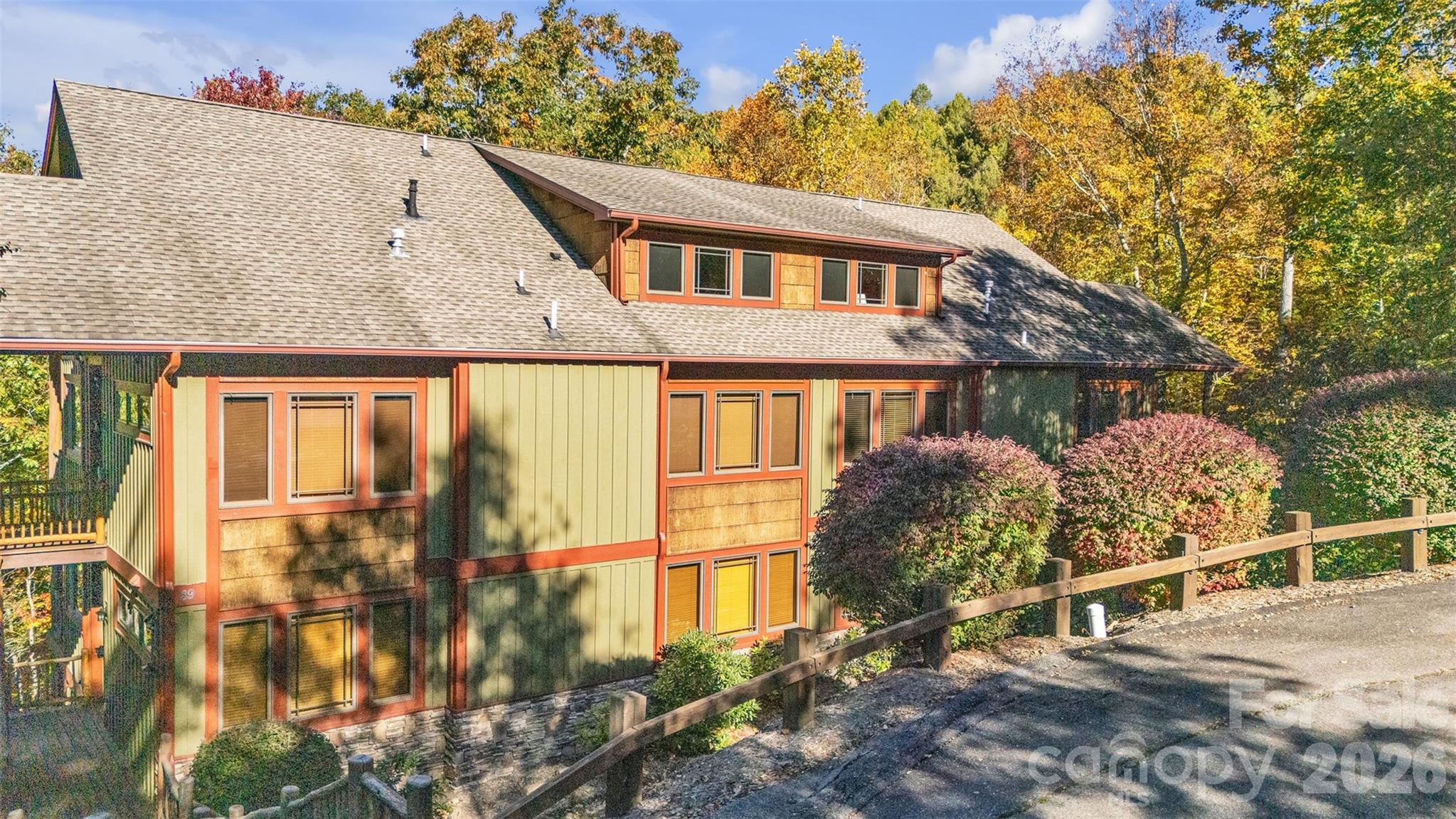 89 Springhouse Drive Elk Park NC 28622