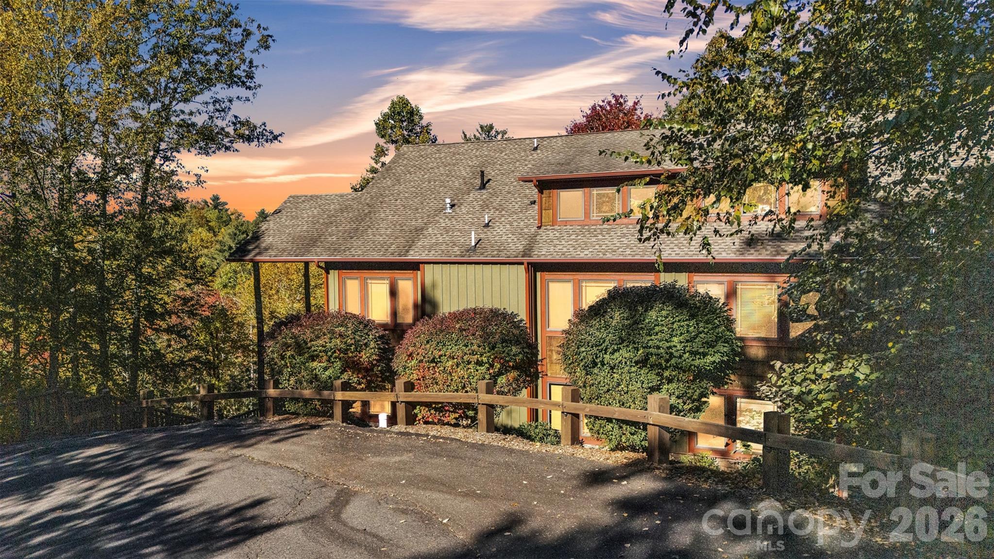 89 Springhouse Drive Elk Park NC 28622