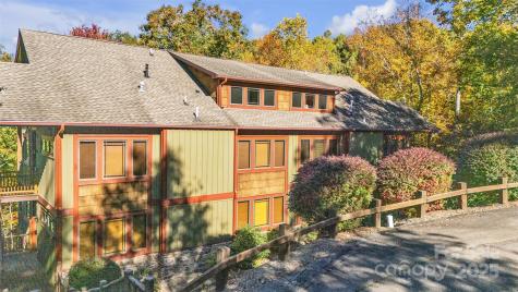 89 Springhouse Drive Elk Park NC 28622