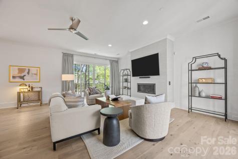 1708 Lombardy Circle Charlotte NC 28203