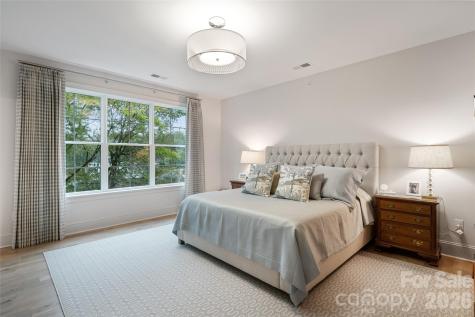 1708 Lombardy Circle Charlotte NC 28203