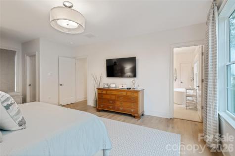 1708 Lombardy Circle Charlotte NC 28203