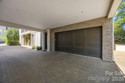 1708 Lombardy Circle Charlotte NC 28203