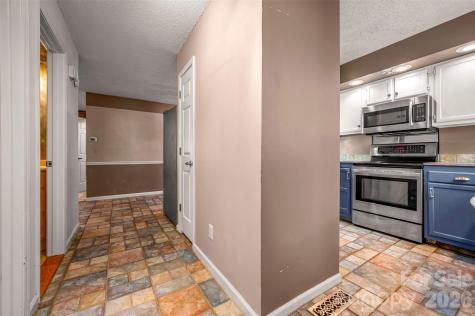 451 Britton Creek Drive Hendersonville NC 28791
