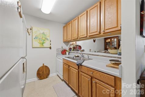 130 Sherry Lane Boone NC 28607