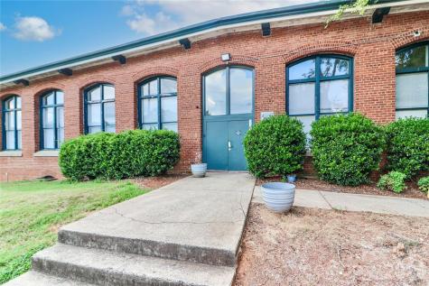 201 S Hoskins Road Charlotte NC 28208