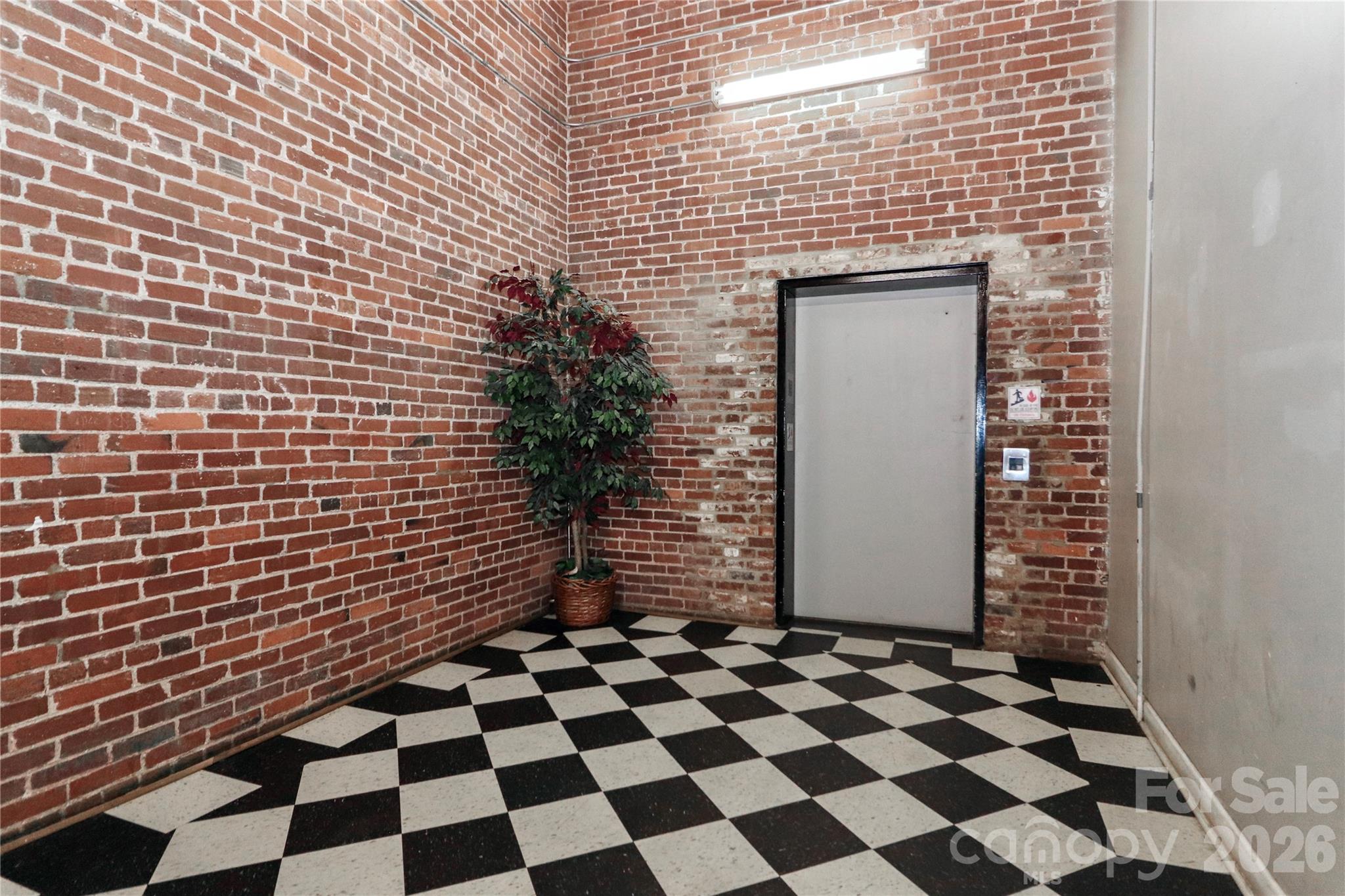 201 S Hoskins Road Charlotte NC 28208