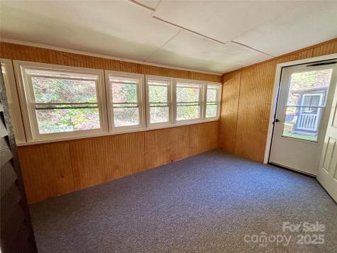 21 Loganwood Lane Etowah NC 28729