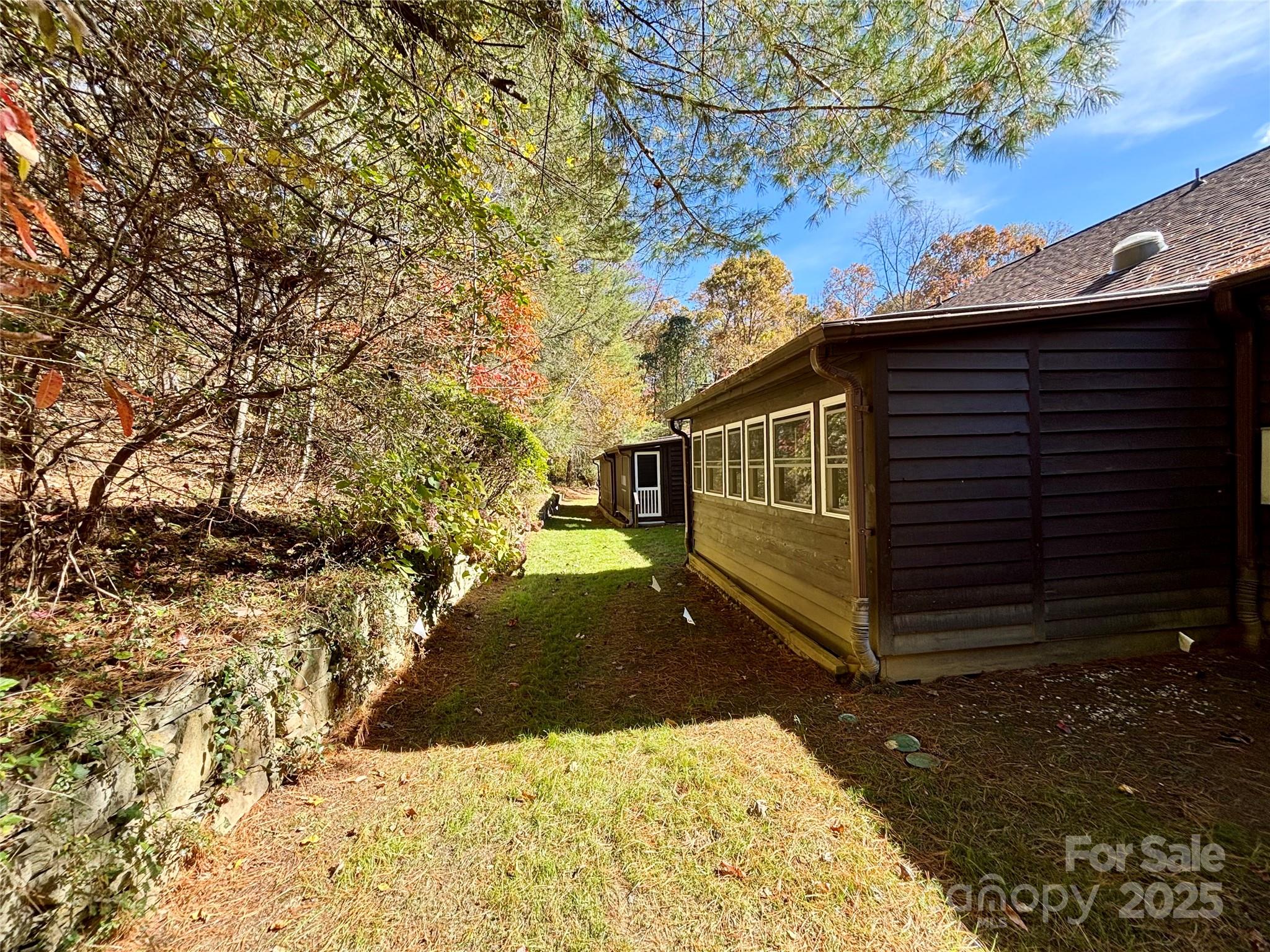 21 Loganwood Lane Etowah NC 28729