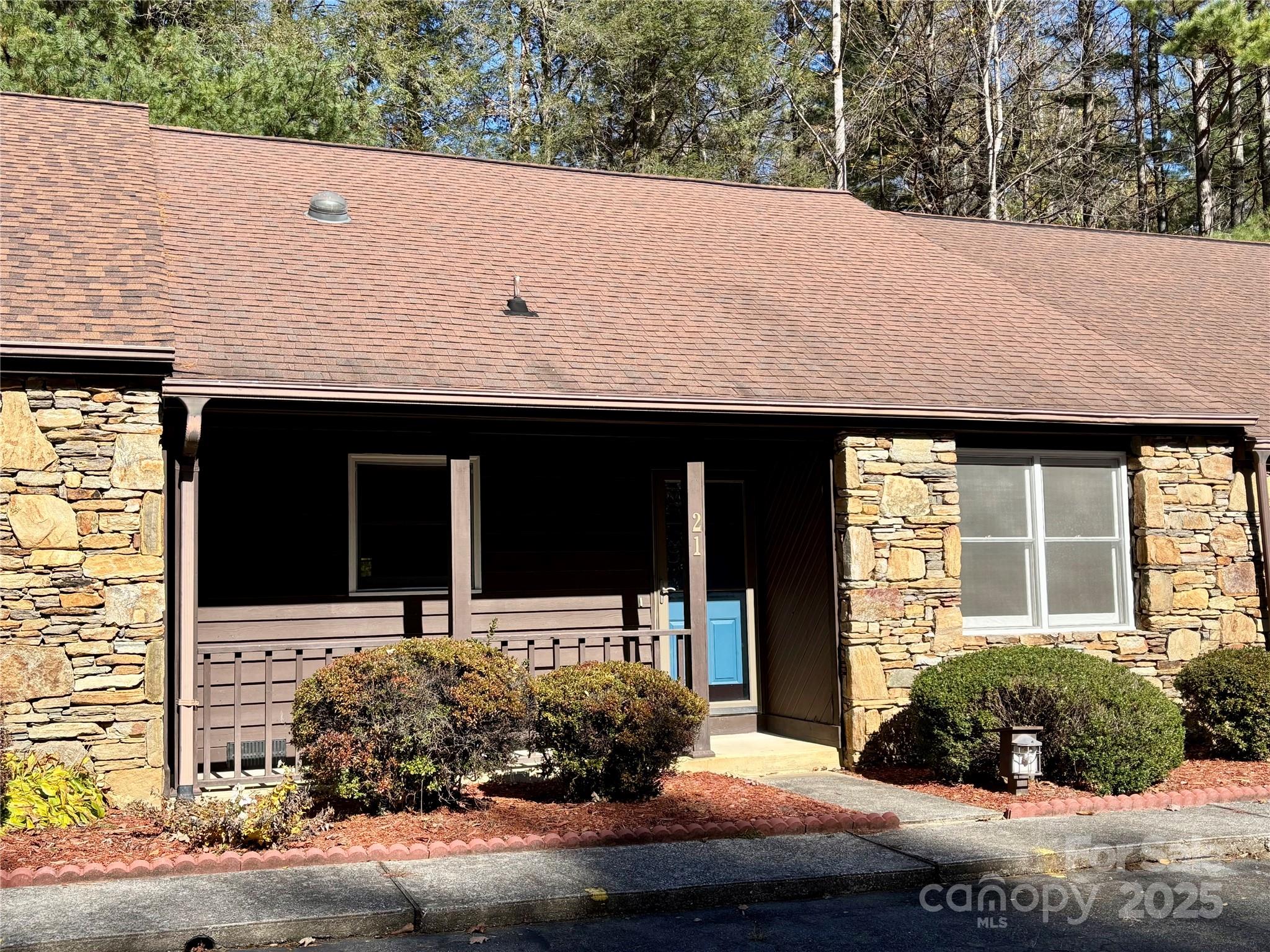 21 Loganwood Lane Etowah NC 28729