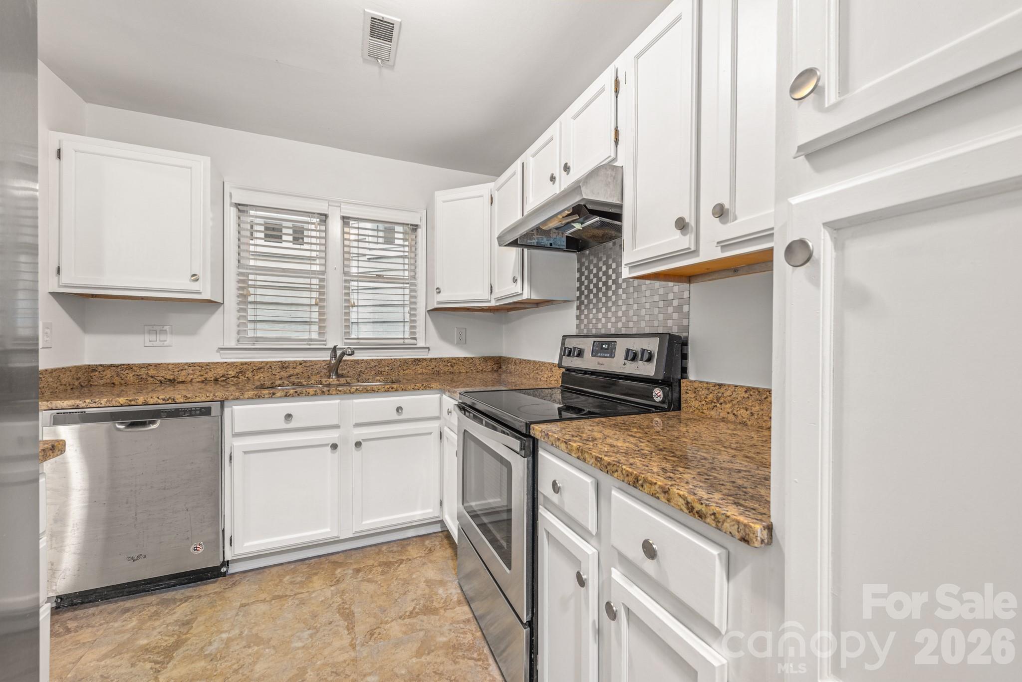 2715 Selwyn Avenue Charlotte NC 28209