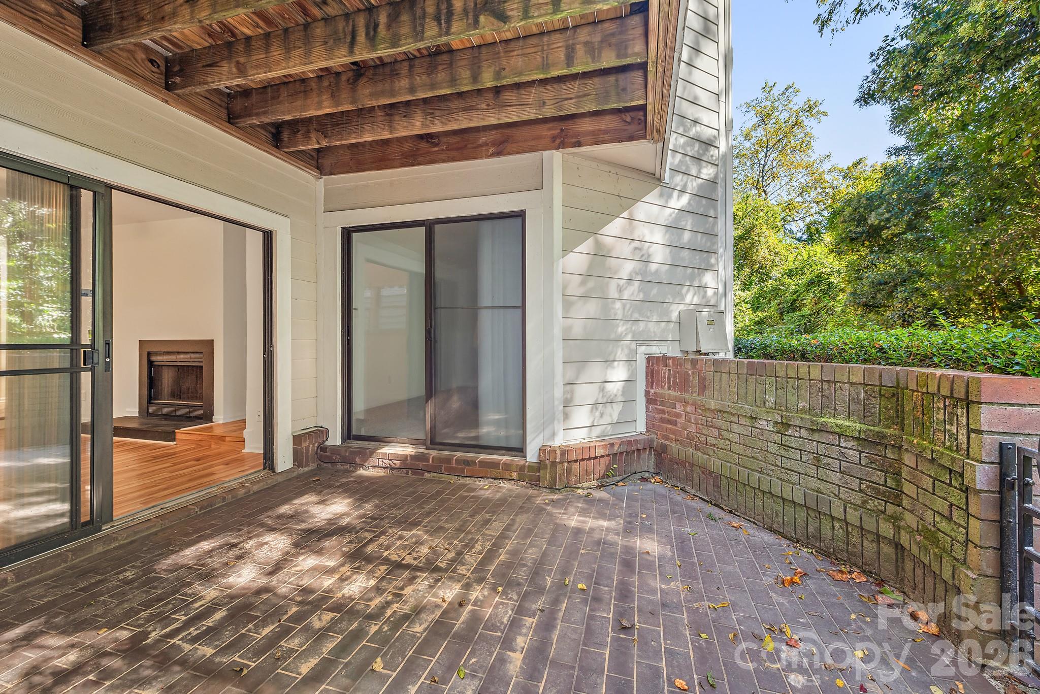 2715 Selwyn Avenue Charlotte NC 28209