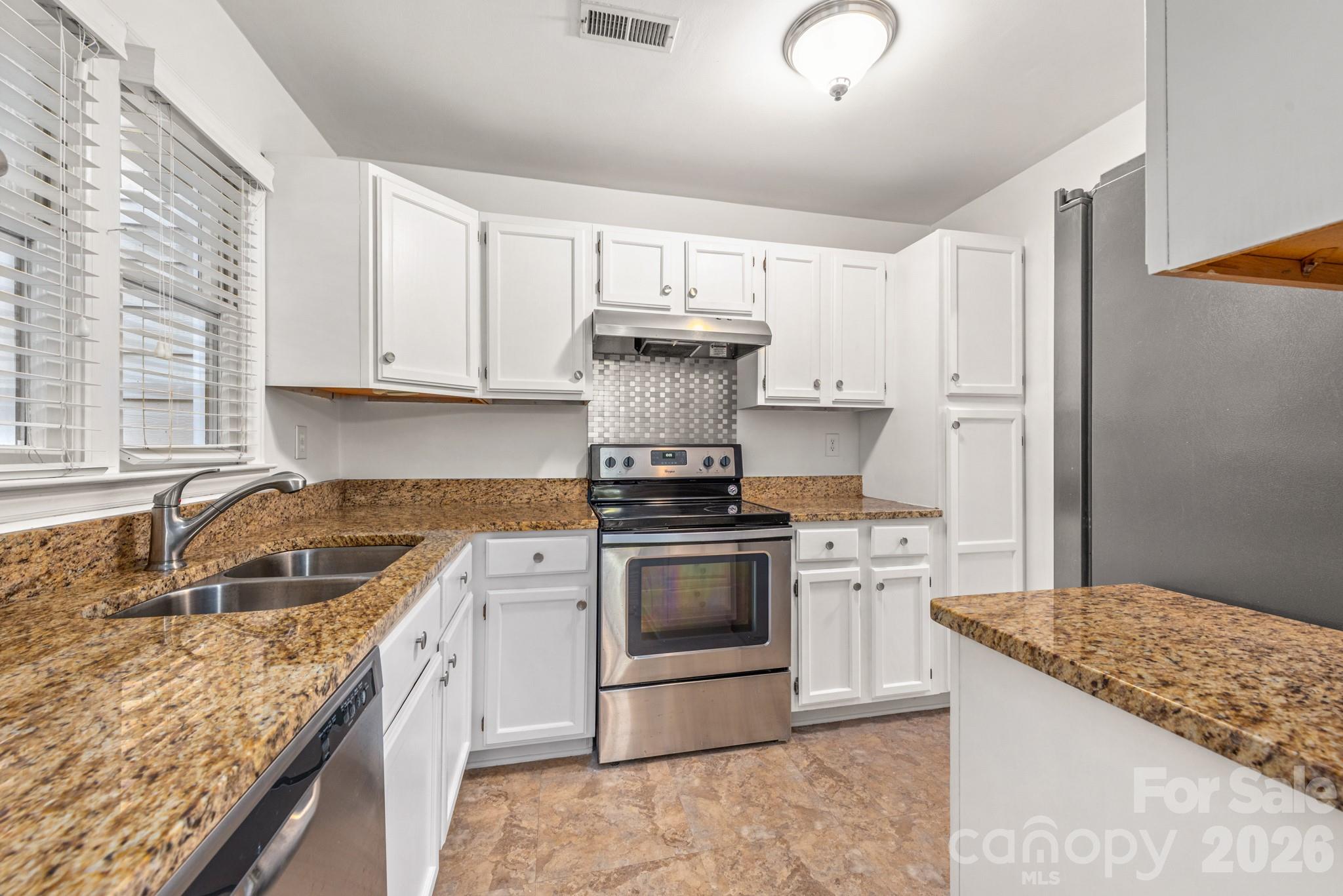 2715 Selwyn Avenue Charlotte NC 28209
