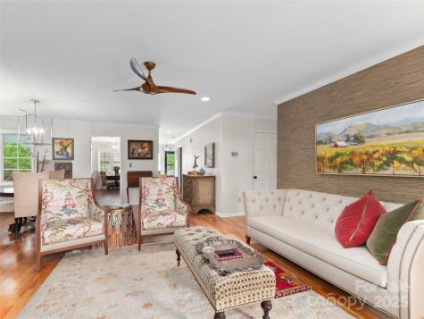 671 S Haywood Street Waynesville NC 28786