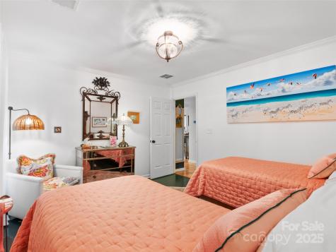 671 S Haywood Street Waynesville NC 28786