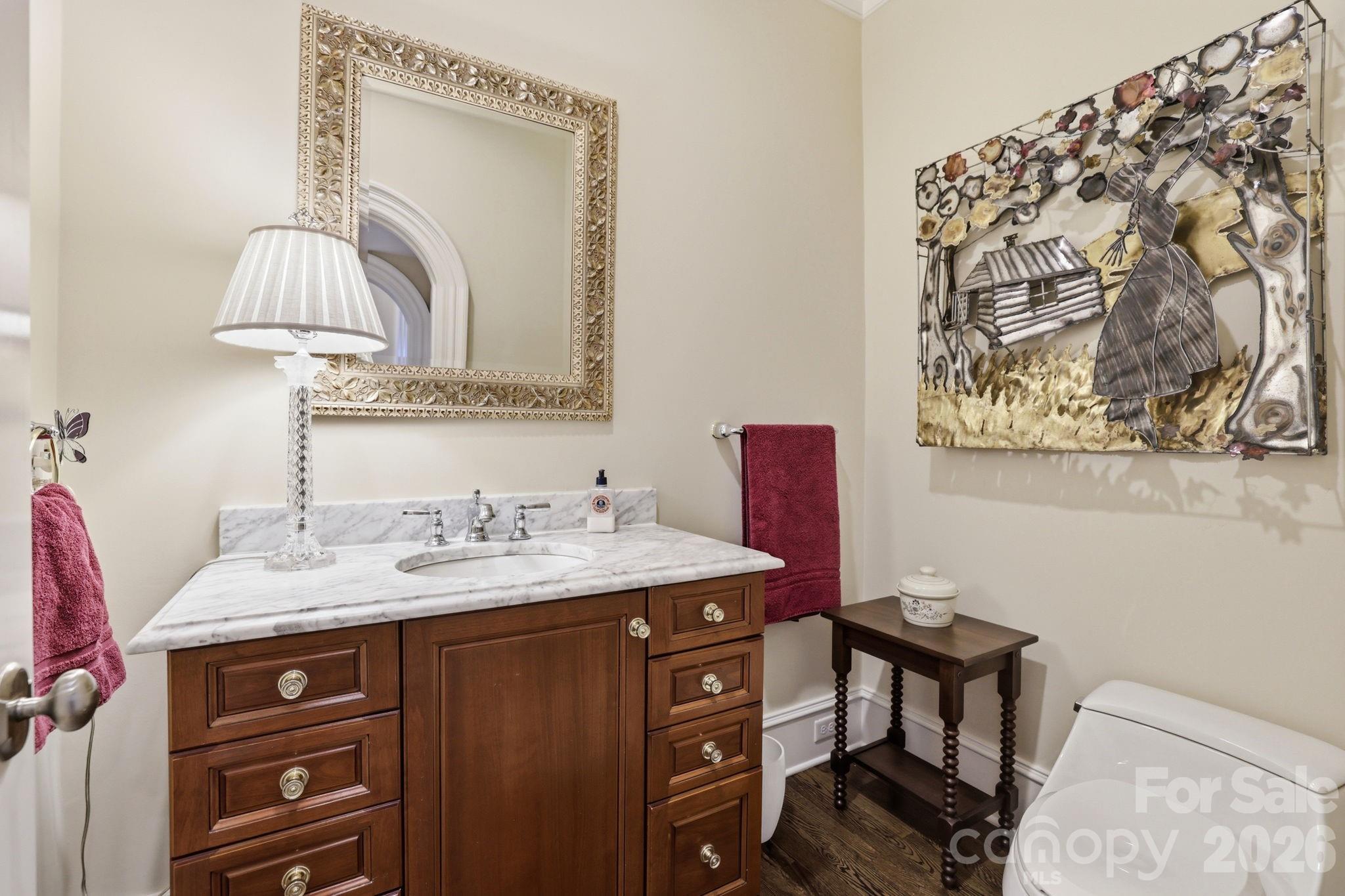 2044 Queens Road W Charlotte NC 28207