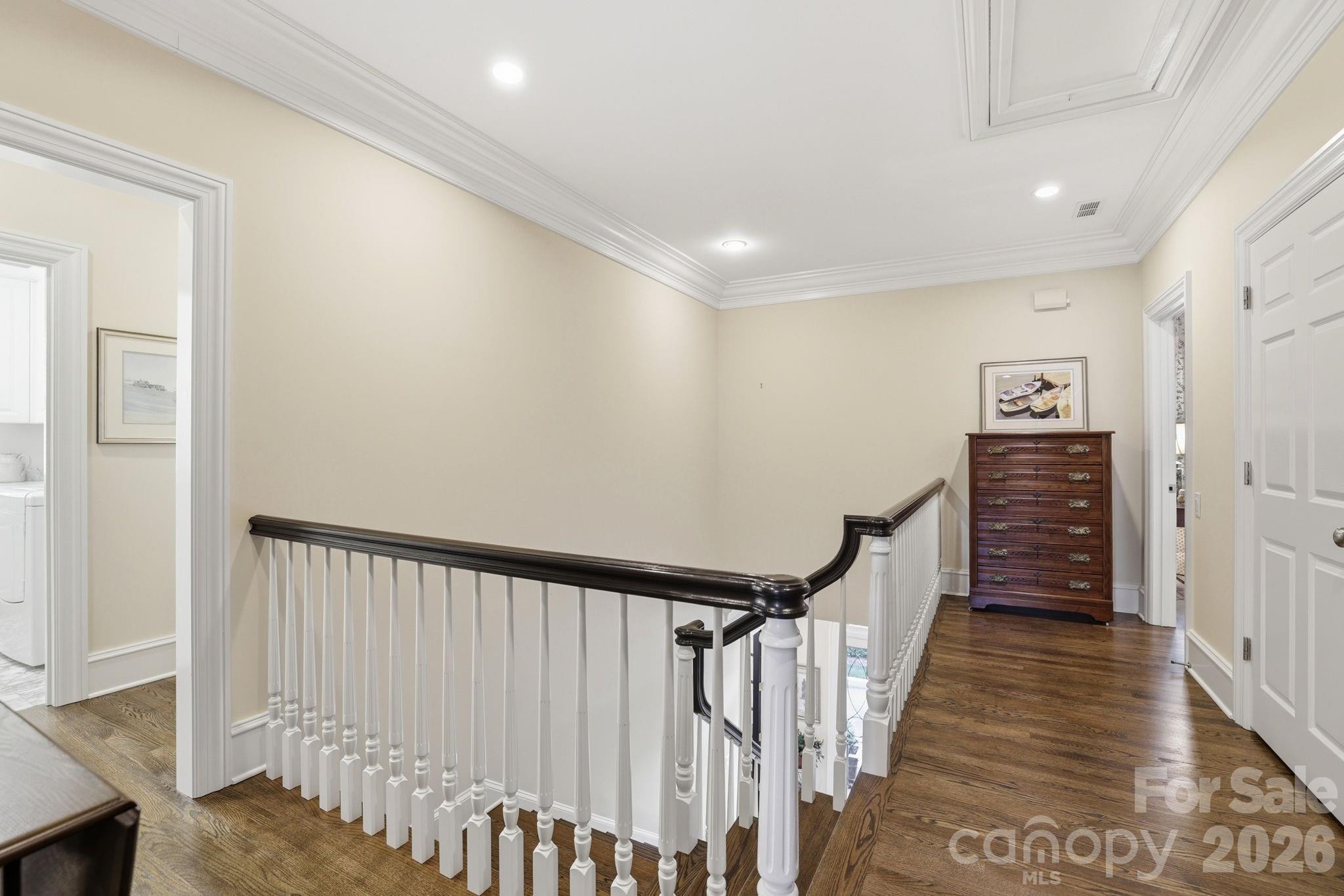 2044 Queens Road W Charlotte NC 28207