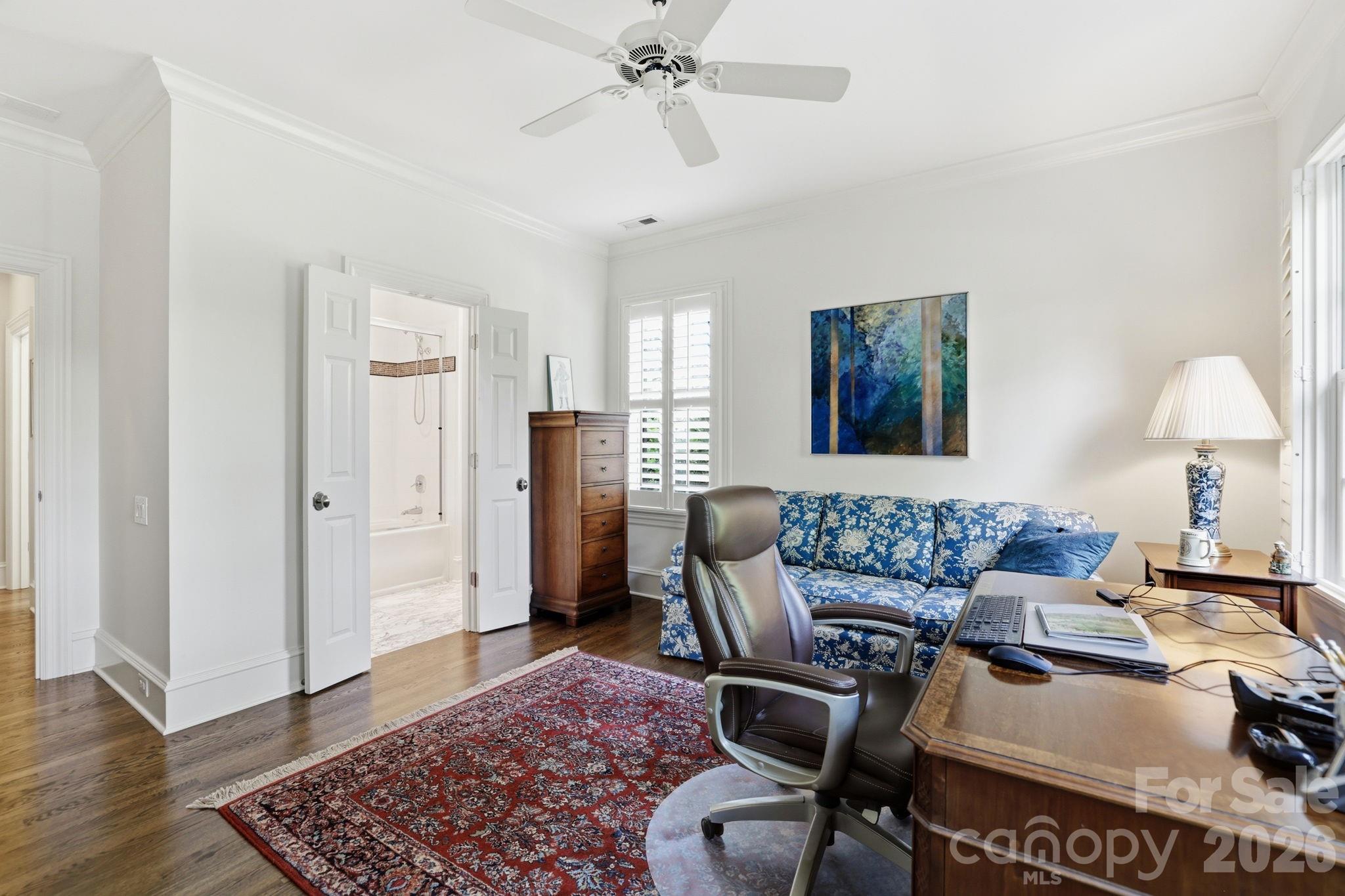 2044 Queens Road W Charlotte NC 28207