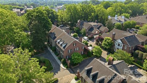 2044 Queens Road W Charlotte NC 28207
