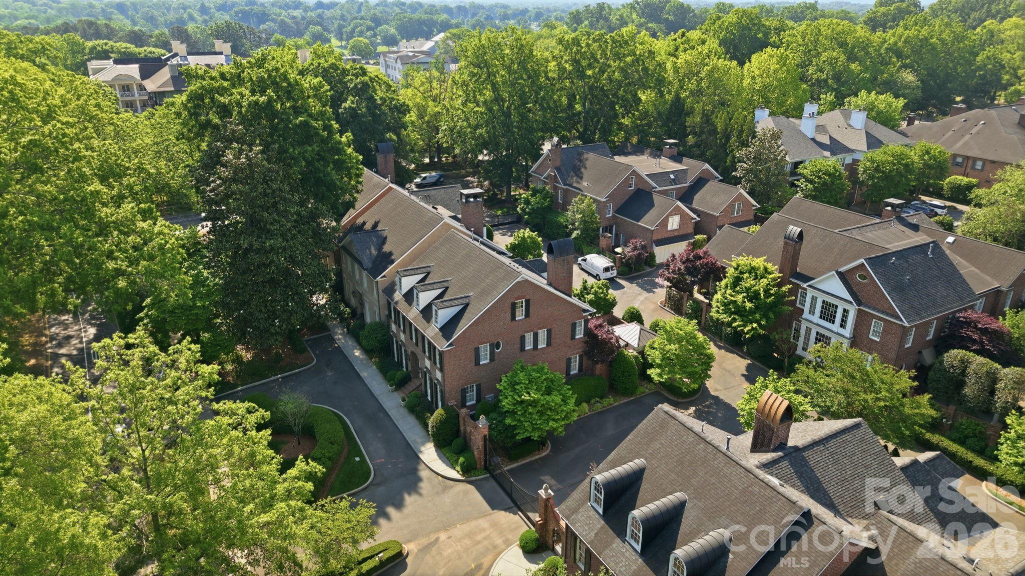 2044 Queens Road W Charlotte NC 28207