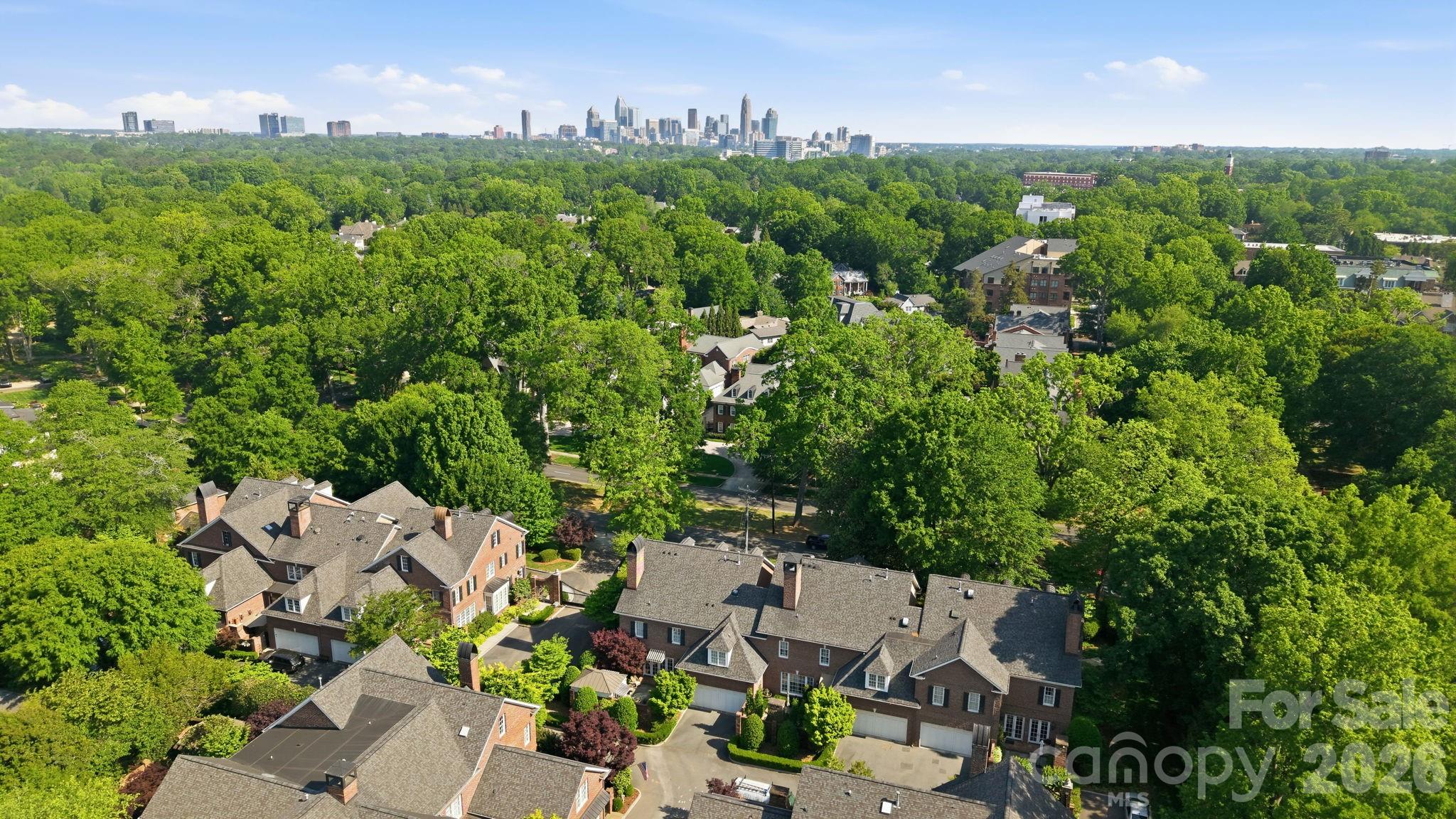 2044 Queens Road W Charlotte NC 28207