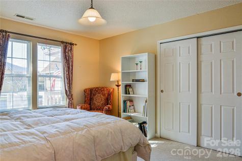 1301 Hyde Park Drive Asheville NC 28806