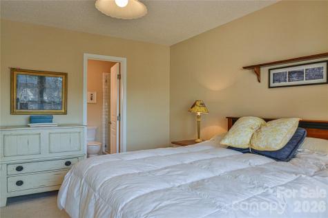 1301 Hyde Park Drive Asheville NC 28806