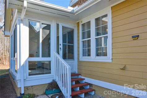 1301 Hyde Park Drive Asheville NC 28806