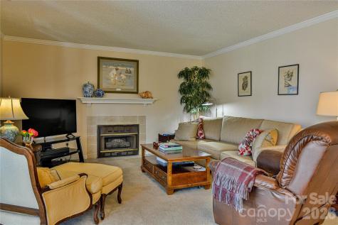 1301 Hyde Park Drive Asheville NC 28806
