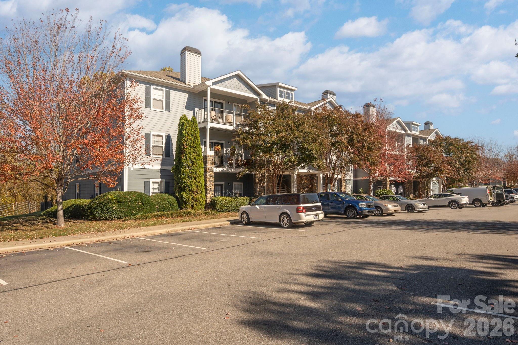 600 Vista Lake Drive Candler NC 28715