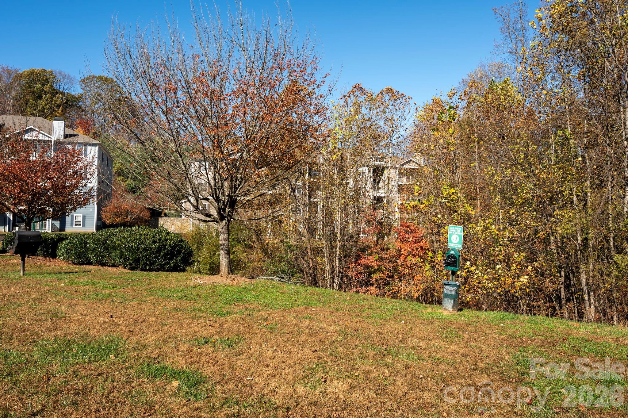 600 Vista Lake Drive Candler NC 28715