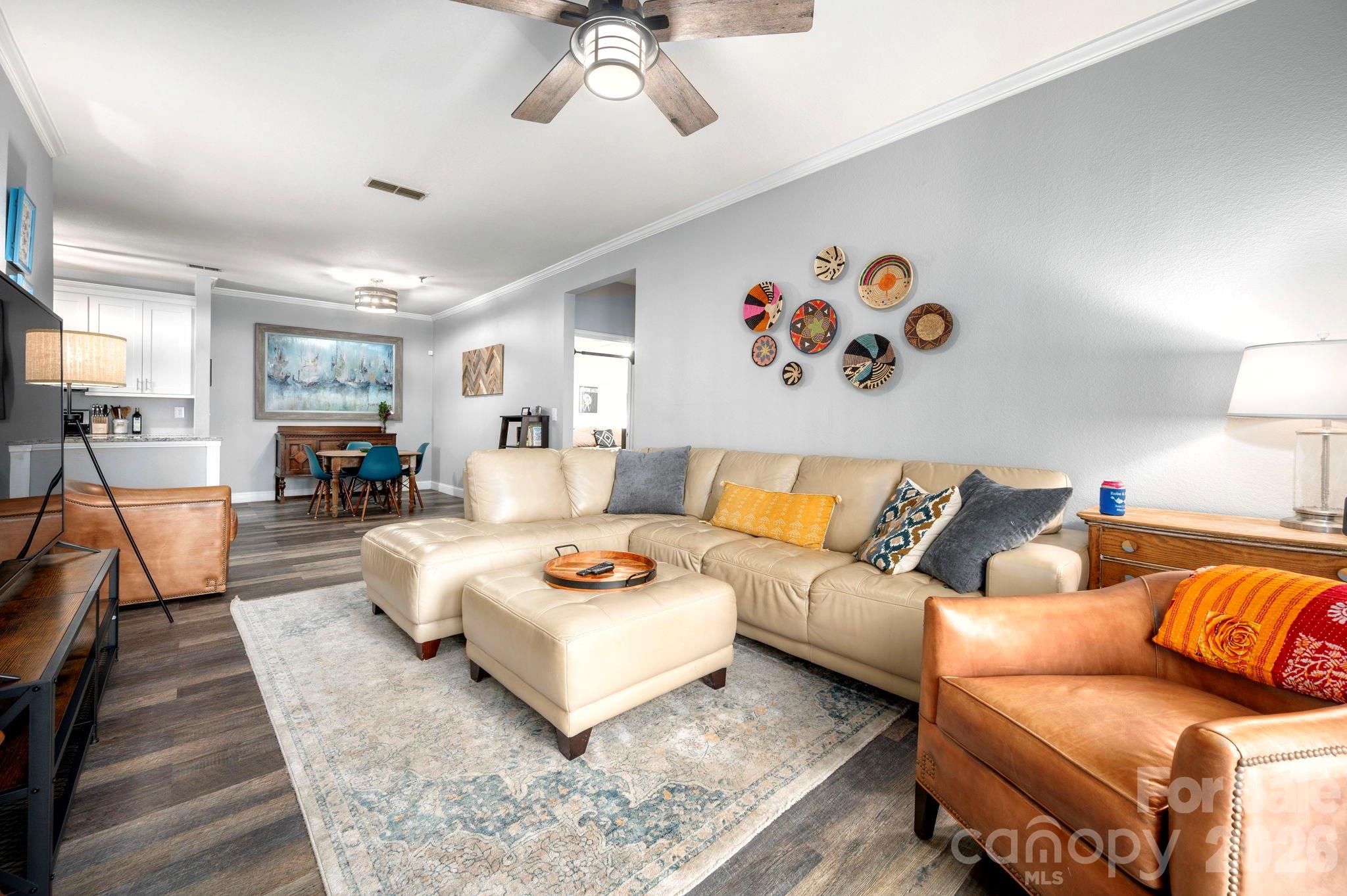 600 Vista Lake Drive Candler NC 28715