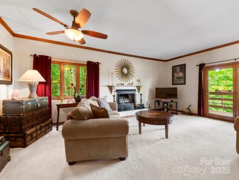 305 Piney Mountain Drive Asheville NC 28805