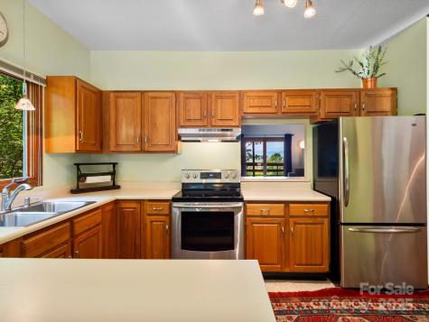 305 Piney Mountain Drive Asheville NC 28805