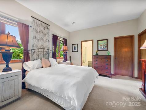 305 Piney Mountain Drive Asheville NC 28805